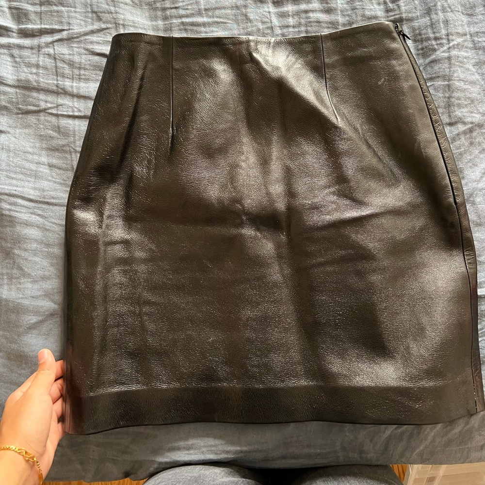 Vince calf leather skirt, size 6